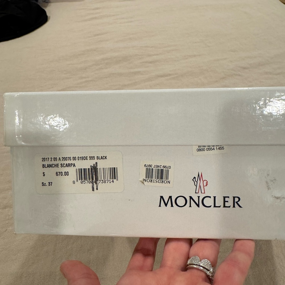Women’s Moncler Blanche Hiking Boots - Picture 9 of 10